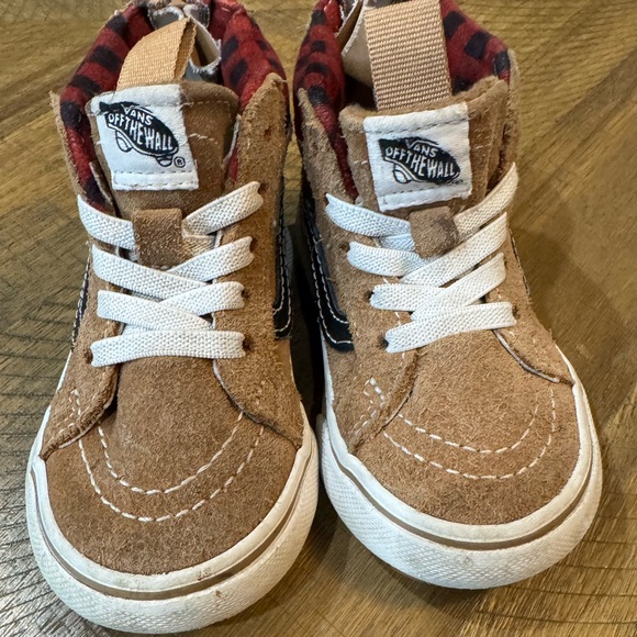 Vans MTE Tan and Black Toddler High-Top Sneakers - Picture 10 of 12